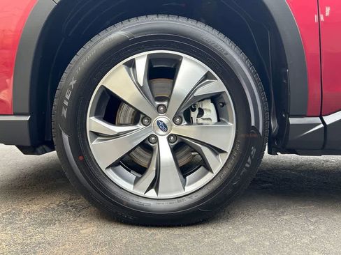 Certified 2025 Subaru Ascent Premium AWD/4WD image 8
