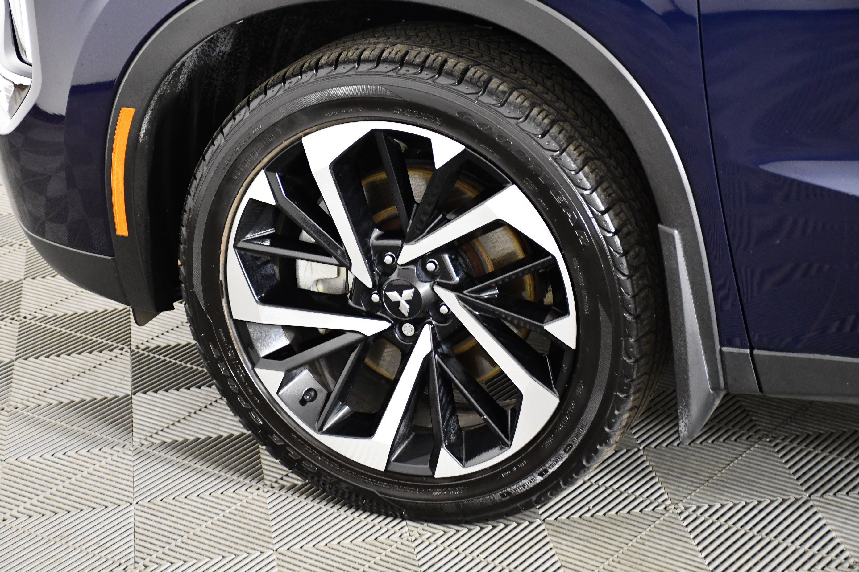 Used 2023 Mitsubishi Outlander SE AWD/4WD image 50