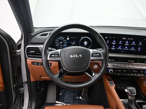 Certified 2023 Kia Telluride SX Prestige X-Line AWD/4WD image 40