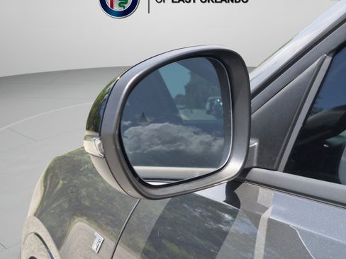 Used 2024 Alfa Romeo Tonale Ti w/ Premium Interior Package AWD/4WD image 28