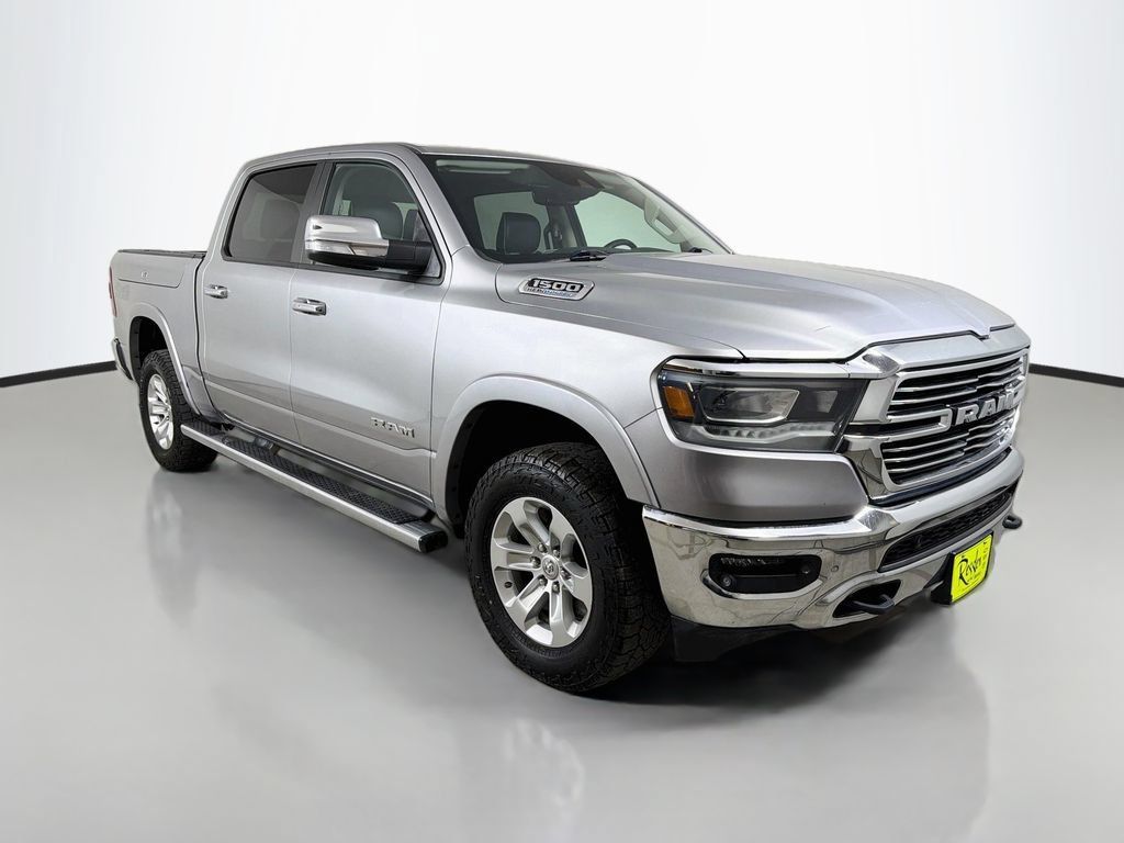 Used 2022 RAM 1500 Laramie AWD/4WD image 4