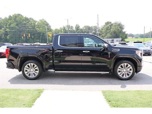Used 2020 GMC Sierra 1500 Denali w/ Denali Ultimate Package AWD/4WD image 12