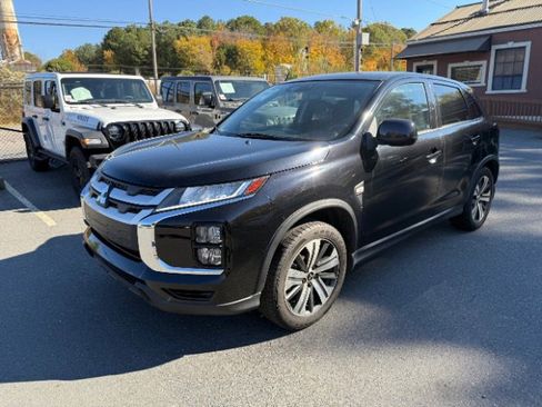 Used 2022 Mitsubishi Outlander Sport ES image 3