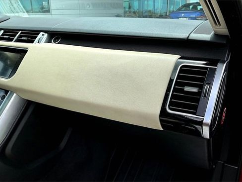 Used 2015 Land Rover Range Rover Sport HSE image 16