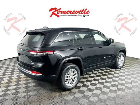 New 2025 Jeep Grand Cherokee Laredo X image 7