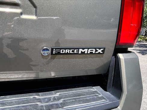 Used 2025 Toyota Tacoma TRD Off-Road AWD/4WD image 21
