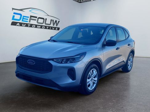 Used 2023 Ford Escape Base image 6