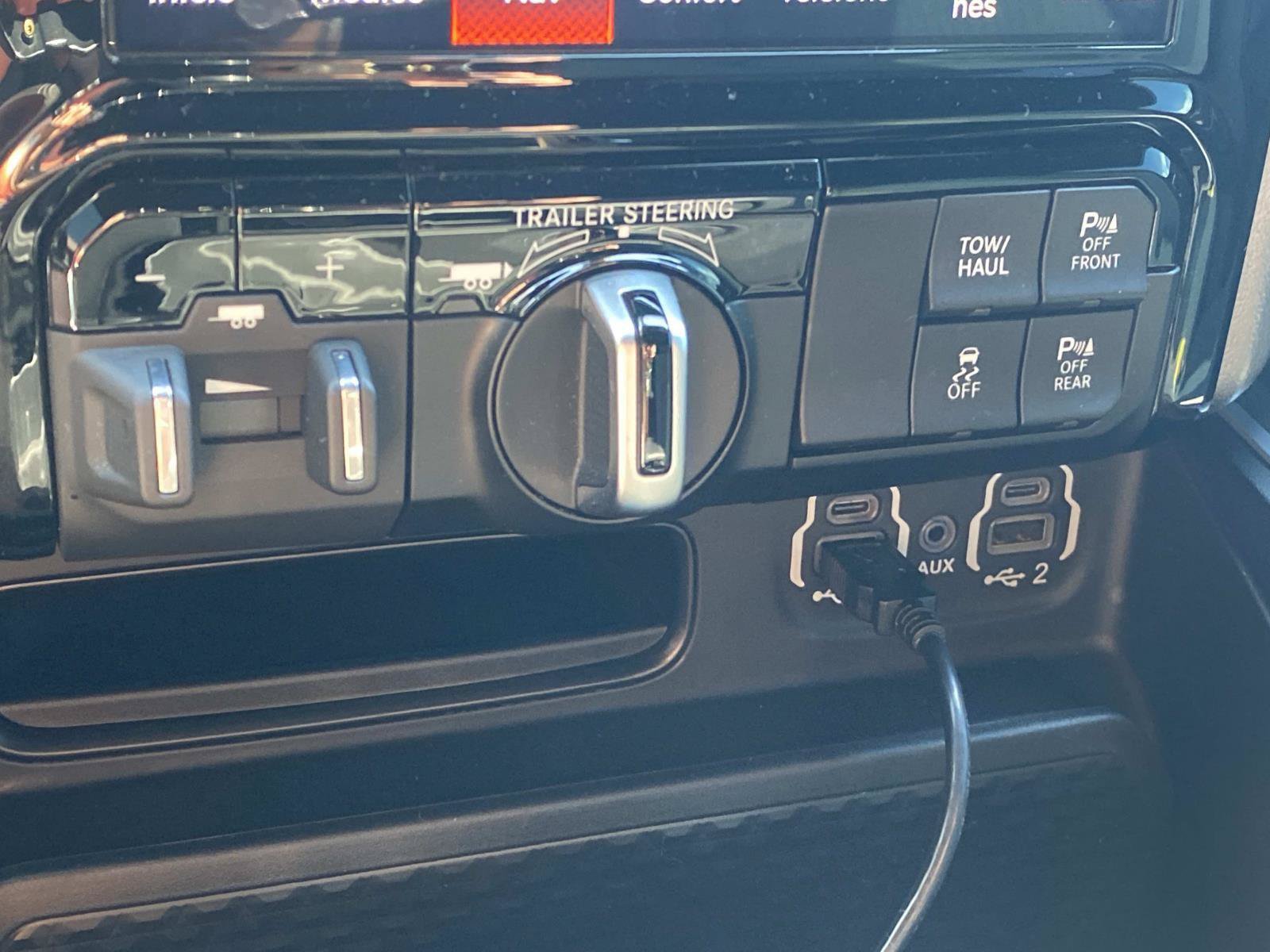 Used 2023 RAM 1500 Big Horn RWD image 31