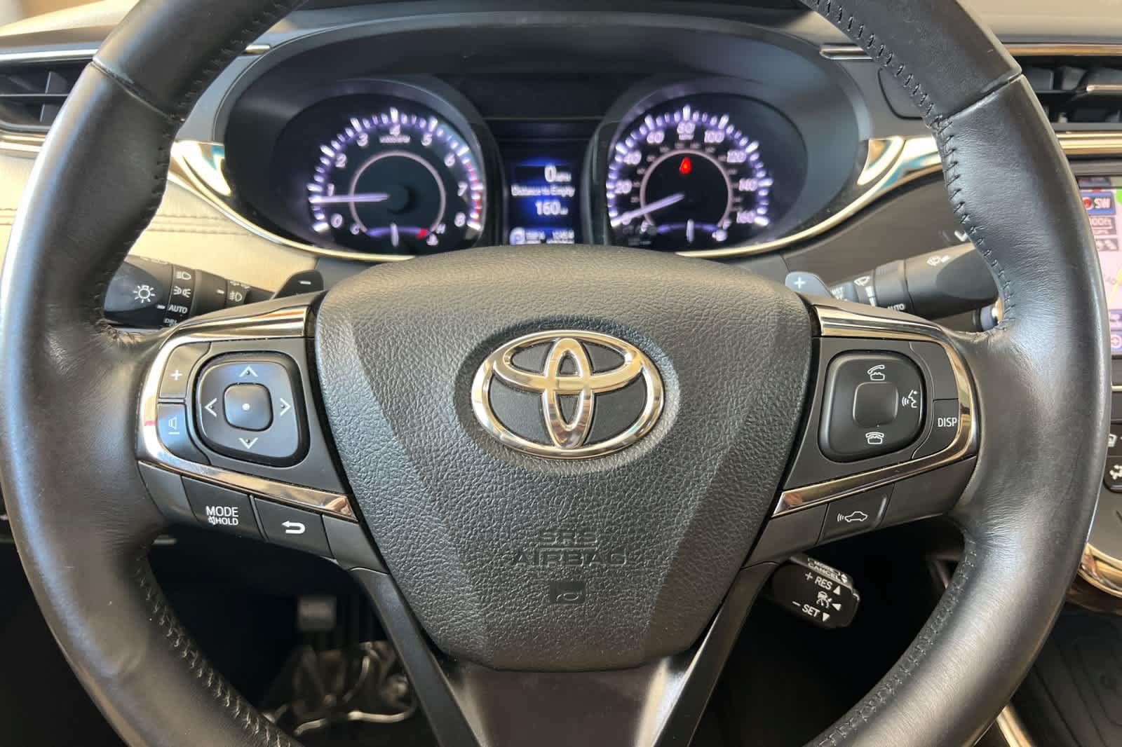 Used 2013 Toyota Avalon Limited w/ Technology Pkg FWD image 25