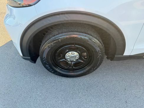 Used 2020 Ford Explorer 4WD Police Interceptor image 11