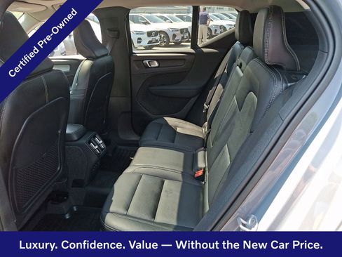 Certified 2023 Volvo XC40 B5 Ultimate w/ Protection Package Premier AWD/4WD image 11