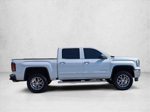 Used 2018 GMC Sierra 1500 SLT image 4