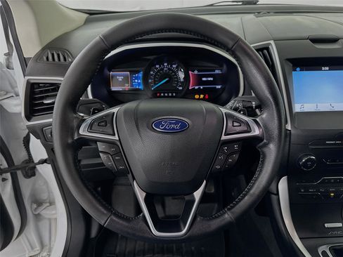 Used 2017 Ford Edge SEL w/ Equipment Group 201A image 17