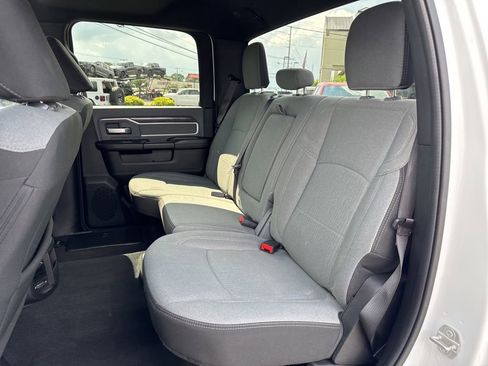 Used 2023 RAM 2500 Big Horn w/ Level 1 Equipment Group AWD/4WD image 21