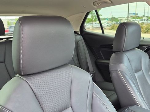 Used 2023 Buick Envision Essence FWD image 14