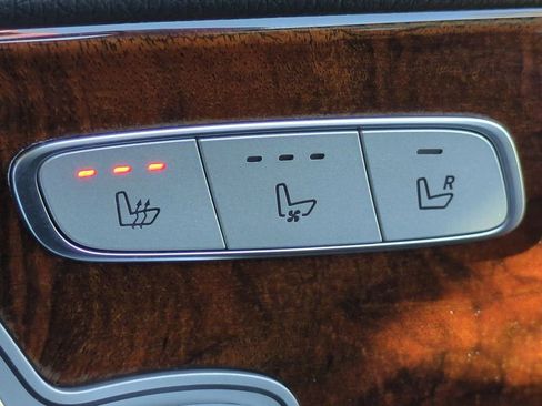 Used 2019 Mercedes-Benz E 450 4MATIC Sedan image 24