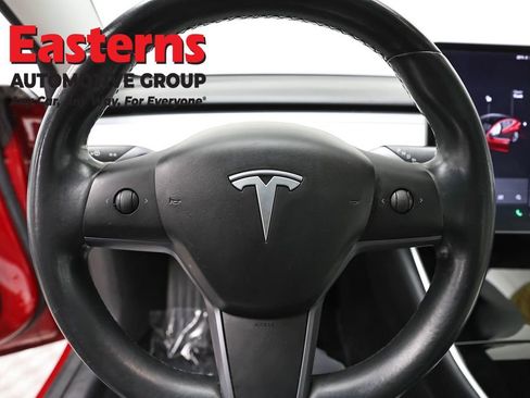 Used 2018 Tesla Model 3 Long Range image 10