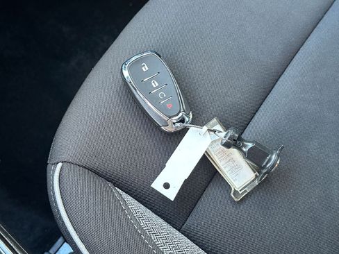 Used 2025 Chevrolet TrailBlazer LT image 18