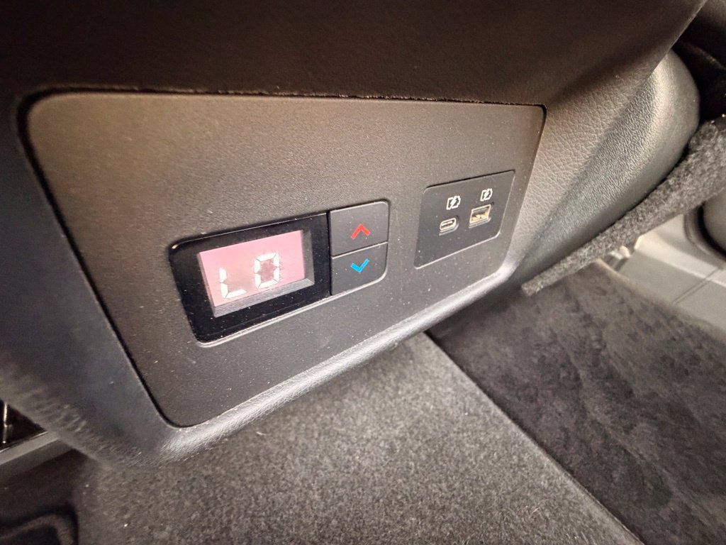 Certified 2023 Nissan Rogue SL w/ SL Premium Package FWD image 18