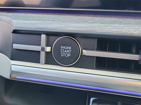 Used 2025 Hyundai Santa Fe Calligraphy image 29