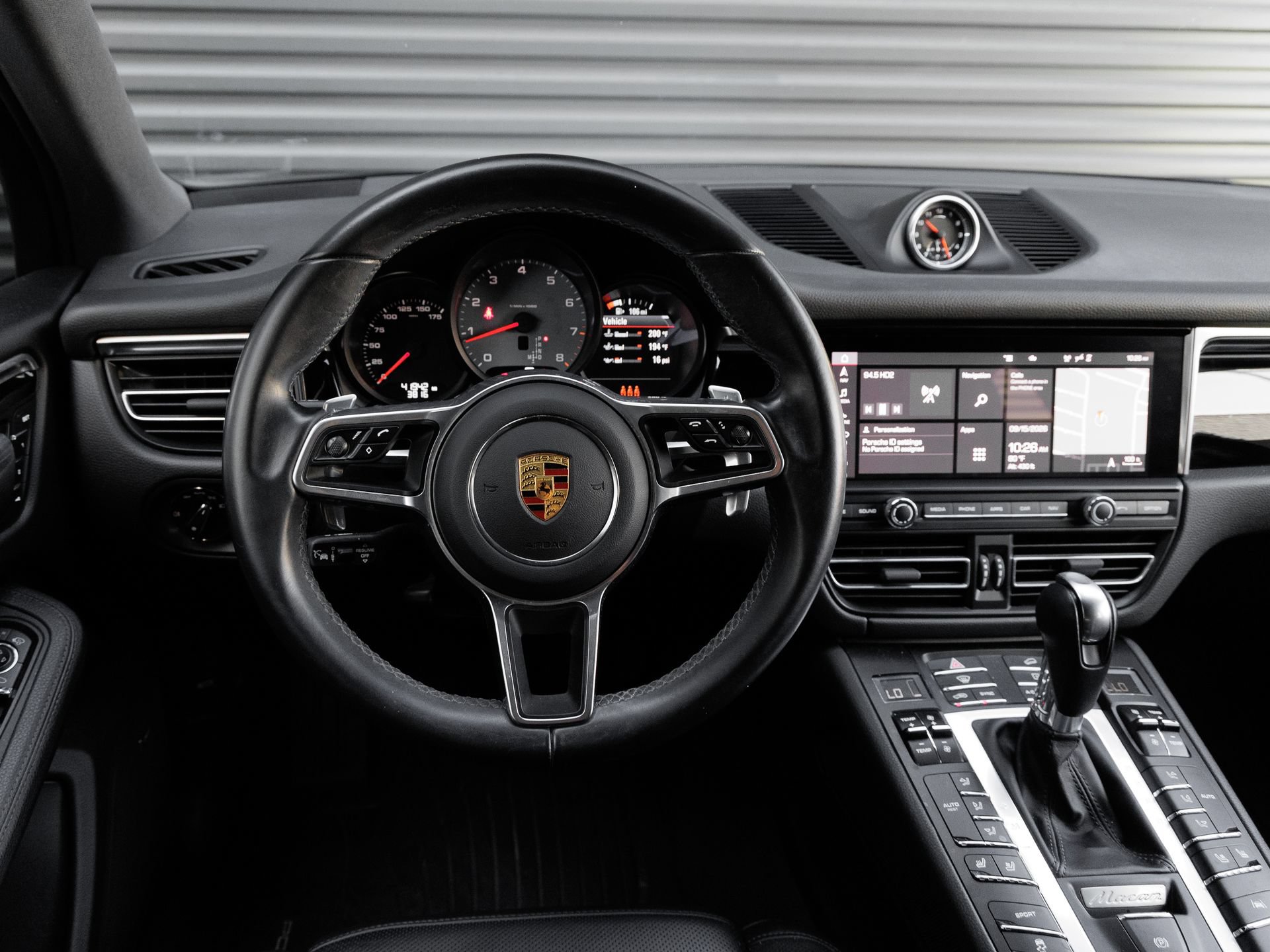 Certified 2021 Porsche Macan S AWD/4WD image 16