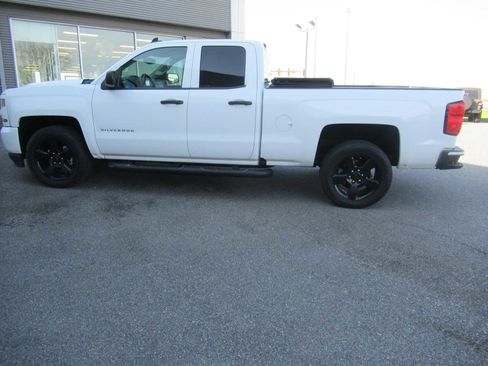 Used 2017 Chevrolet Silverado 1500 Custom w/ Rally 1 Edition image 8