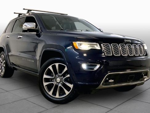 Used 2018 Jeep Grand Cherokee Overland AWD/4WD image 2