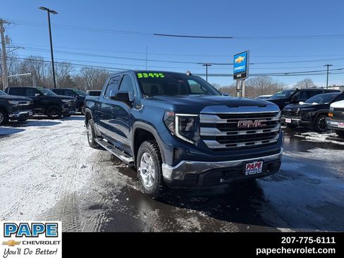 Used 2023 GMC Sierra 1500 SLE w/ Snow Plow Prep Package image 1