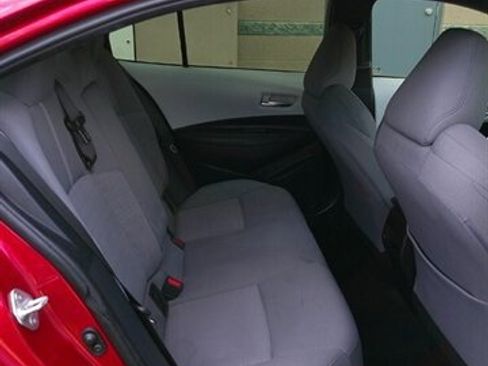 Used 2021 Toyota Corolla SE w/ Carpet Mat Package (TMS) image 23