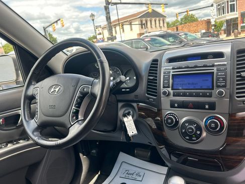 Used 2012 Hyundai Santa Fe SE AWD/4WD image 19