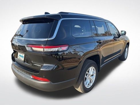 Used 2023 Jeep Grand Cherokee L Laredo image 5