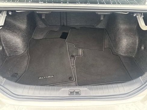 Used 2023 Nissan Altima 2.5 SV image 7