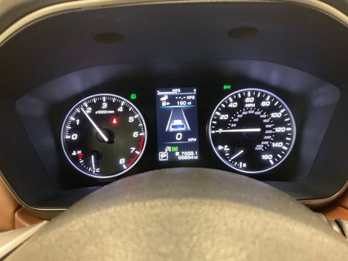 Used 2022 Subaru Outback Touring image 2