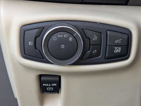 Used 2020 Lincoln Nautilus Reserve image 13