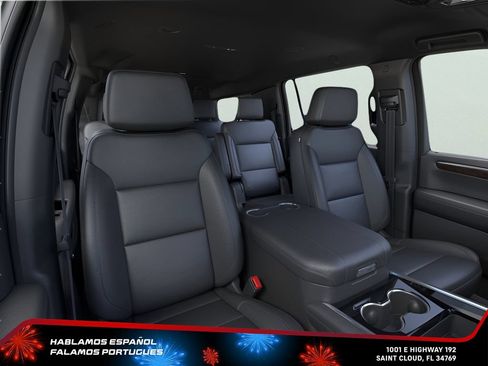New 2026 Chevrolet Suburban LT w/ Comfort Package AWD/4WD image 10