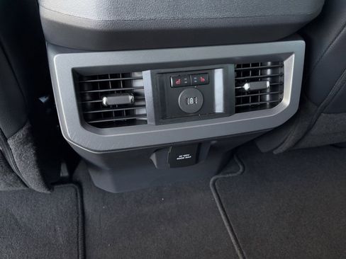 New 2026 Ford F350 Lariat w/ Black Appearance Package image 43