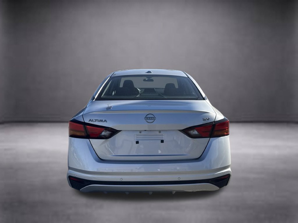 Used 2024 Nissan Altima 2.5 SV FWD image 7