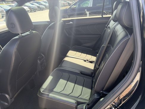 Used 2024 Volkswagen Tiguan SEL R-Line image 57