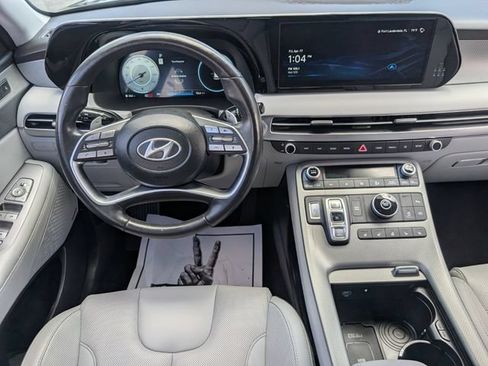 Used 2024 Hyundai Palisade SEL FWD image 13