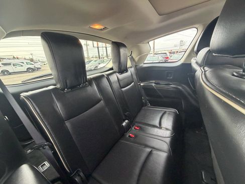 Used 2019 INFINITI QX60 Luxe w/ Sensory Package image 14