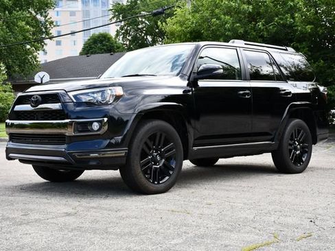 Used 2019 Toyota 4Runner Limited AWD/4WD image 3
