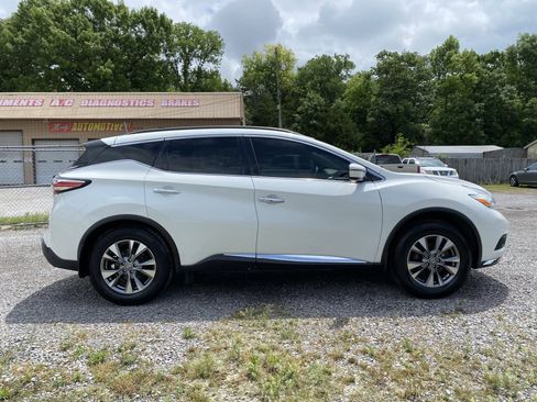 Used 2016 Nissan Murano SV FWD image 4