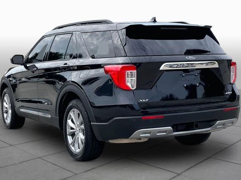 Used 2023 Ford Explorer XLT w/ Equipment Group 202A AWD/4WD image 12