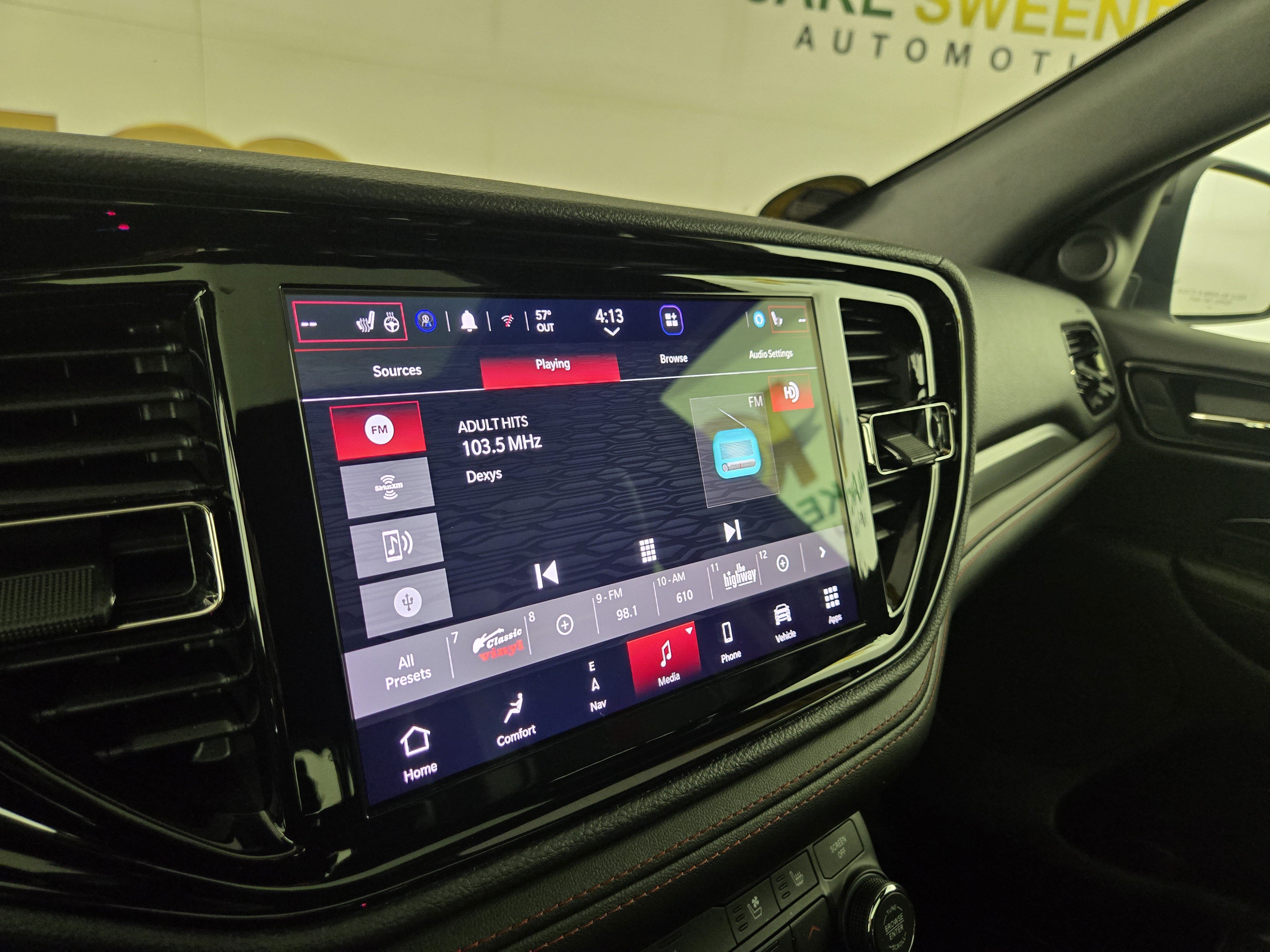 Used 2023 Dodge Durango R/T AWD/4WD image 19