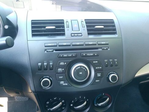 Used 2012 MAZDA MAZDA3 i Grand Touring FWD image 35
