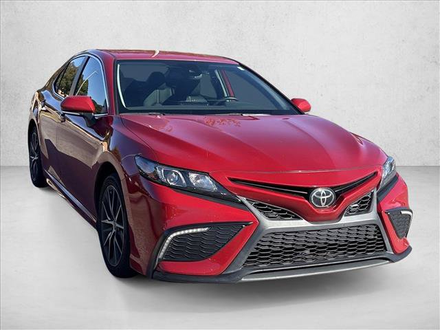 Used 2024 Toyota Camry SE w/ Convenience Package FWD image 3