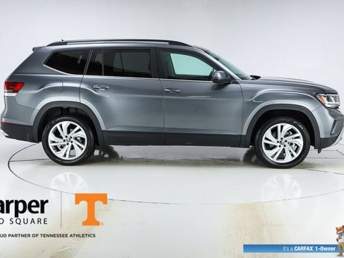 Used 2023 Volkswagen Atlas SE w/ Panoramic Sunroof Package FWD image 49