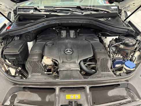 Certified 2015 Mercedes-Benz GL 450 4MATIC image 21