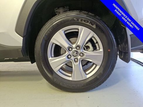 Used 2025 Toyota RAV4 XLE w/ Convenience Package FWD image 9