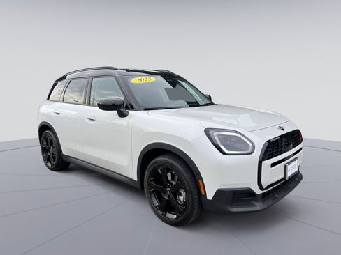 Certified 2025 MINI Cooper Countryman S image 11